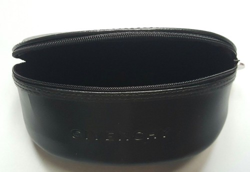 GIVENCHY GRANDE CUSTODIA PER OCCHIALI DA SOLE NERI CON CERNIERA CON PANNO PER PULIZIA - Foto 4 di 6