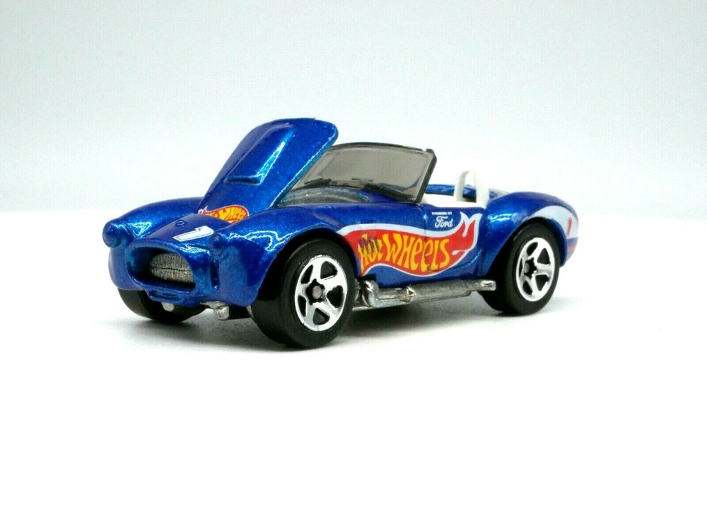 Shelby Classic Cobra 1/64 Scale DIECAST COLLECTOR    Car HW RAce Team Blue