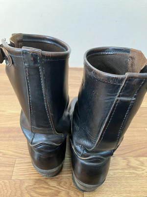 Bottes RedWing 2268 Engineer En Cuir Noir - Taille US 7.5D, Vintage Années 2000, Pour Un Look Motard Intemporel