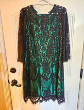 Women’s Green/Black Floral Lace Overlay Shift Dress Round Neck 3/4 Puff L