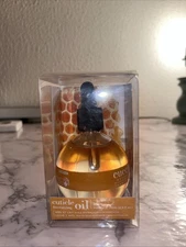 Cuccio Naturale Revitalizing Cuticle Oil Milk Honey 2.5 fl oz