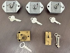 Antique Locks/Latches for Trunk, Dresser, Desk, Cabinet W Skeleton / Keys Lot 5