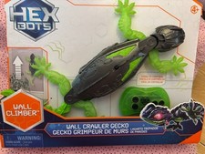 HEX BOTS Wall Crawler Gecko Remote Control To...