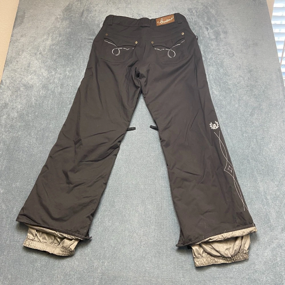 Burton Snowboard Pants Mens S Black Waterproof Lined Utility Pockets Ankle Zip
Opens in a new window