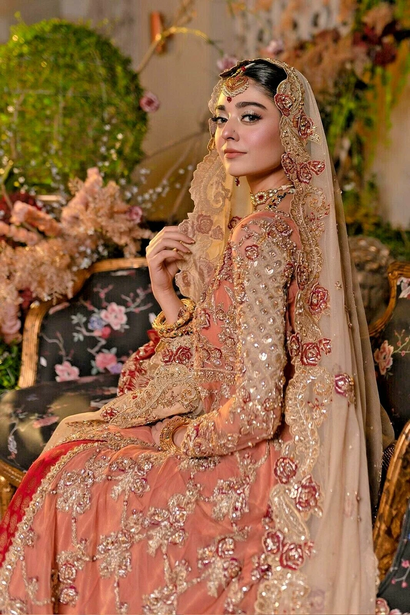 Latest style dress for wedding top