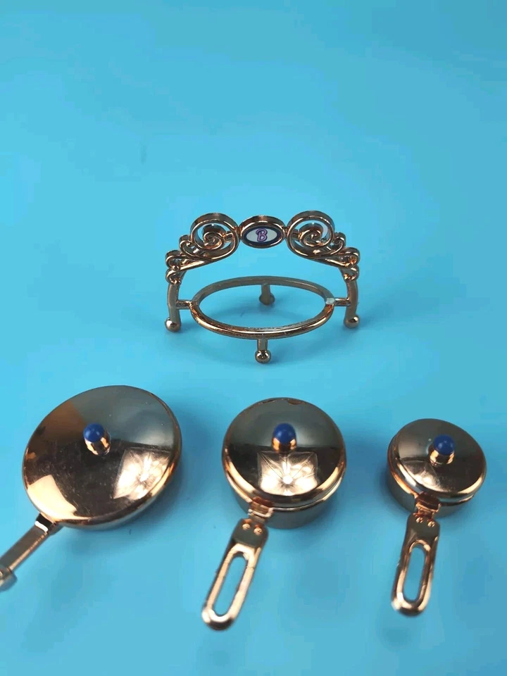 Mattel Vintage Barbie Diorama Dollhouse Pots Pans Kitchen Gold Miniatures Lot - Image 4 of 4