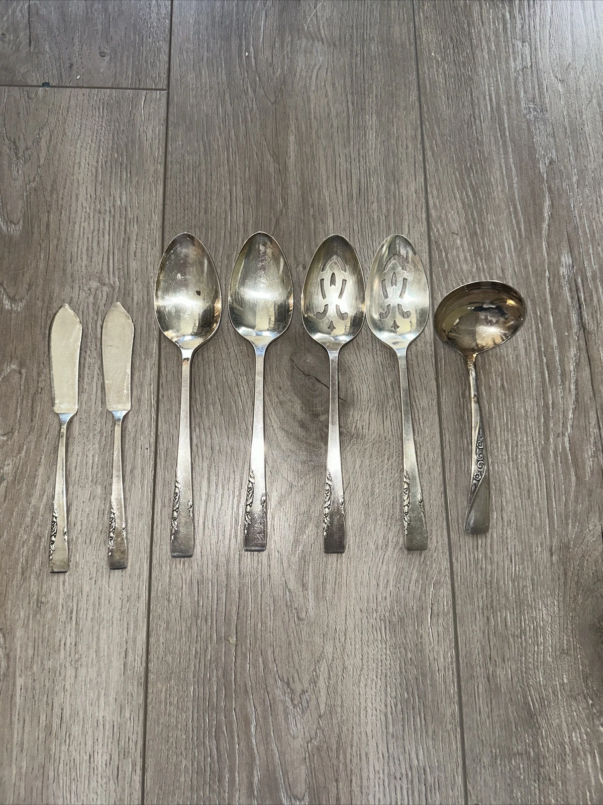 7 PCs 1881 Oneida Ltd Rogers Proposal Silverplate Serving Set Spoons Ladle