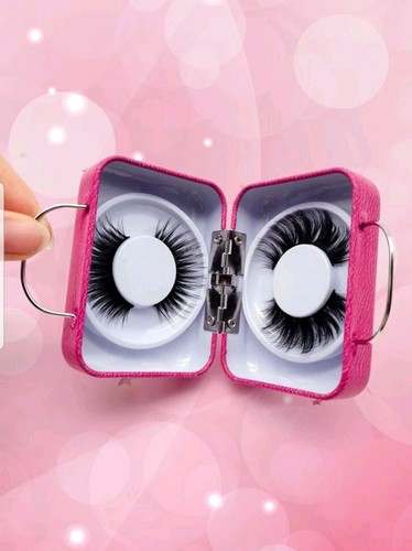 2 Pairs False Eyelashes in Pink Case. Eyelash Length 1.7 cm - Picture 2 of 4