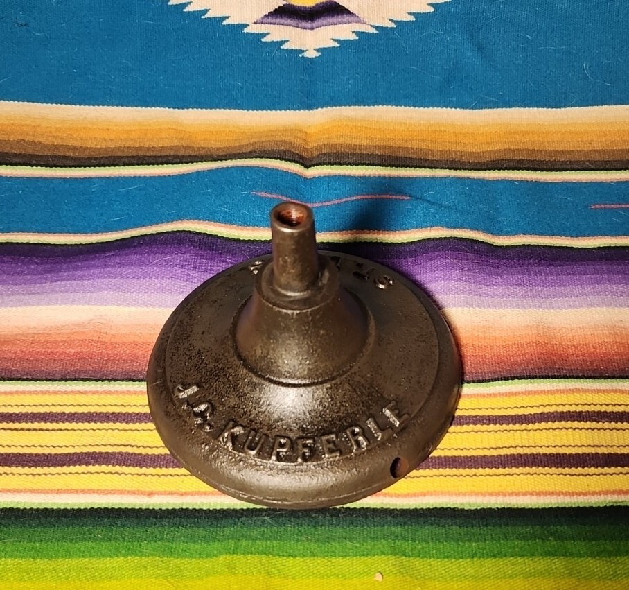 VINTAGE JC Kupferle, St. Louis, Cast Iron Rotating Cobblers Nail Cup