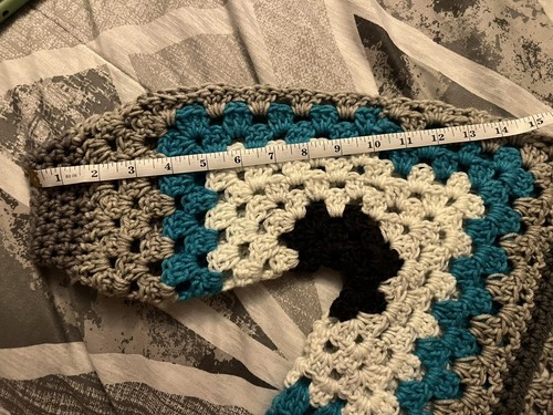 Handmade Crochet Oversized Hexi Granny Square Cardigan girl - Picture 3 of 4