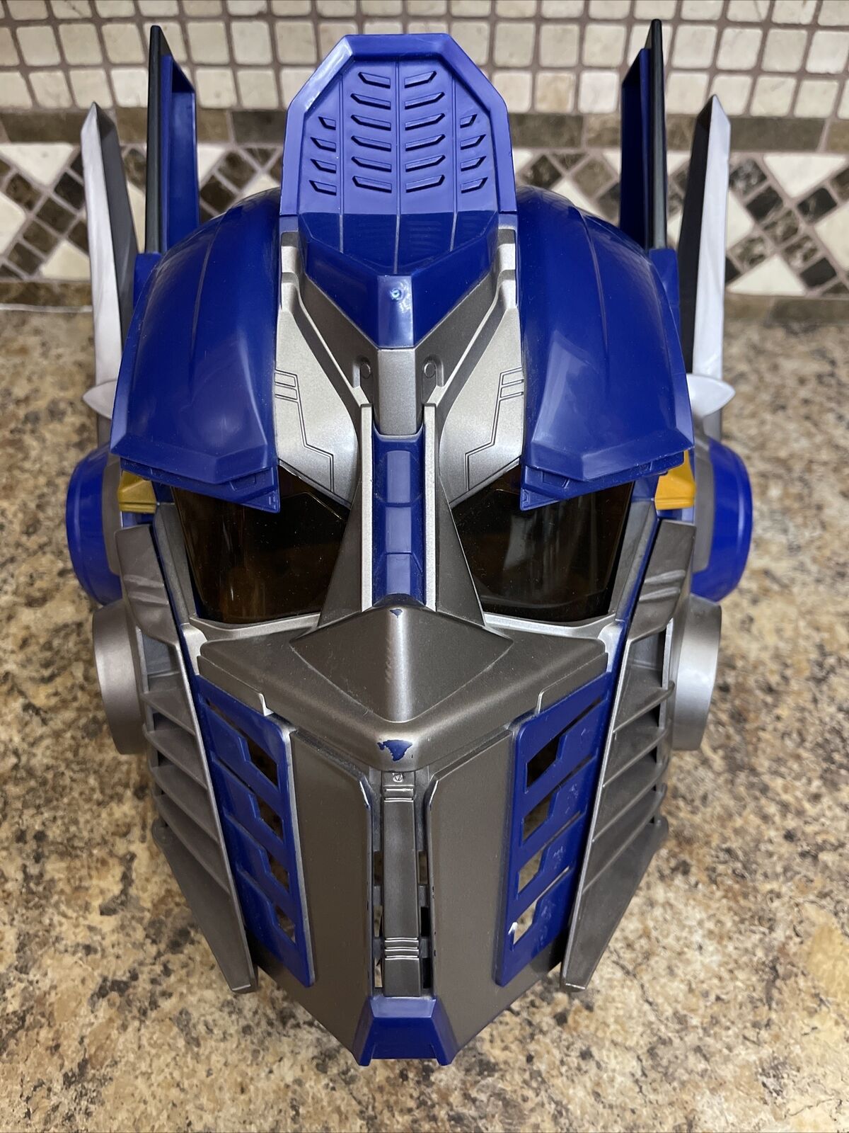 Hasbro 2006 Transformer Optimus Prime Helmet Mask Voice Controls Not Working