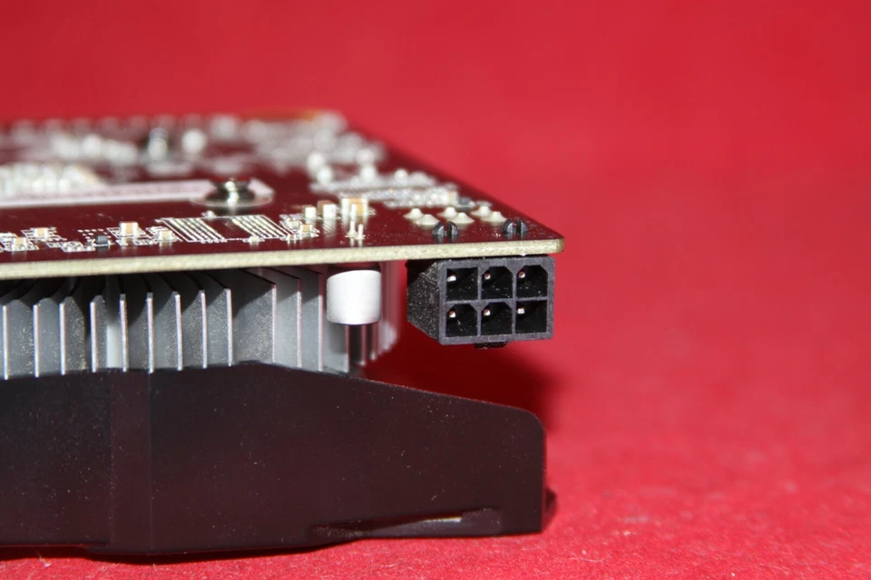 Zotac Nvidia GeForce GTX 650Ti 1GB 128BIT DDR5, PCI Express Graphics Card - Image 4 of 4