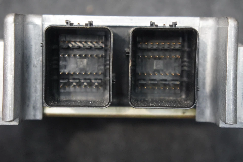 Bolsa de seguridad aérea módulo de control informático ECU 68290974AA Dodge Viper SRT10 2003-06 Foto 3 de 4