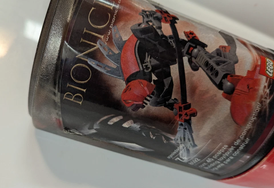 LEGO Bionicle 8592 Rahkshi Turahk Complete Set with Shadow Kraata - Image 2 of 2