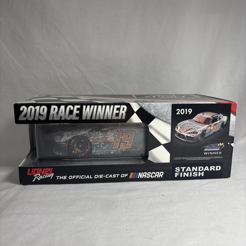 1:24 AZIONE 2019 #19 FLOW TECH KANSAS RACE WIN TOYOTA SUPRA BRANDON JONES 1/504 - Foto 1 di 3