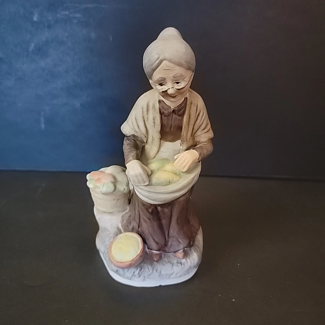 Preços baixos em Estatuetas de Idosos | eBay