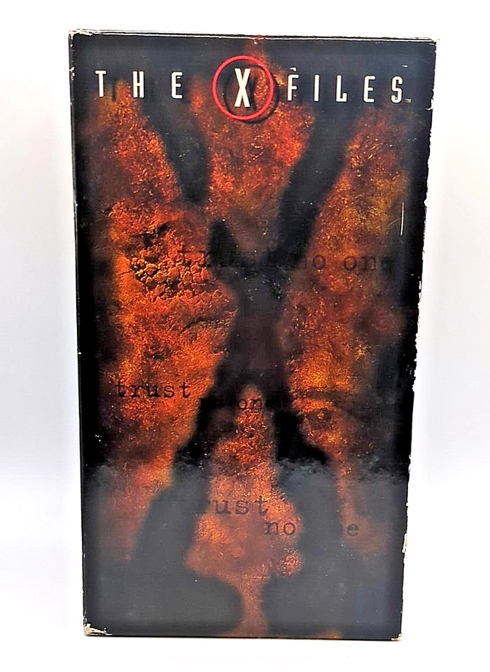 Fox Video The X-Files VHS Boxed Set - 6 Episode Collection: Little Green Men Foto 2 de 4