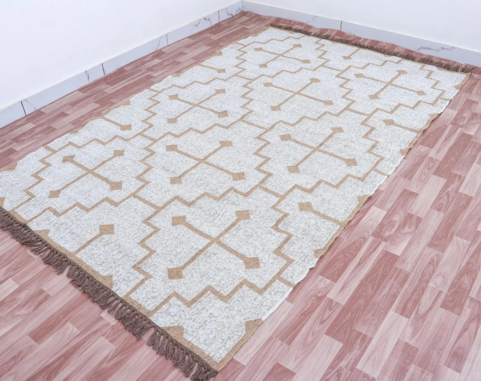 Handmade Wool Jute Rug: Turkish Kilim Style Vintage Flatweave Carpet home decor