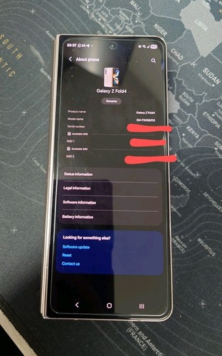 Samsung Galaxy Z Fold 4 512GB Gold Dual Sim SM-F936B Screen Replacement Needed - Afbeelding 2 van 14