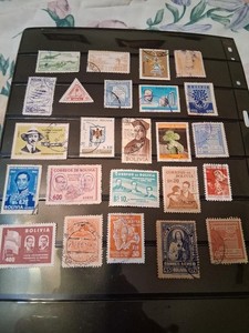 BOLIVIA POSTAGE/AIR MAIL MIX (LOT 37)