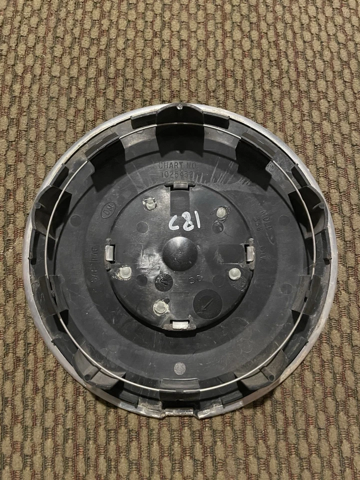 Buick Century Regal Lesabre 1997-2005 tapa central de rueda acabado de máquina OEM Foto 2 de 3