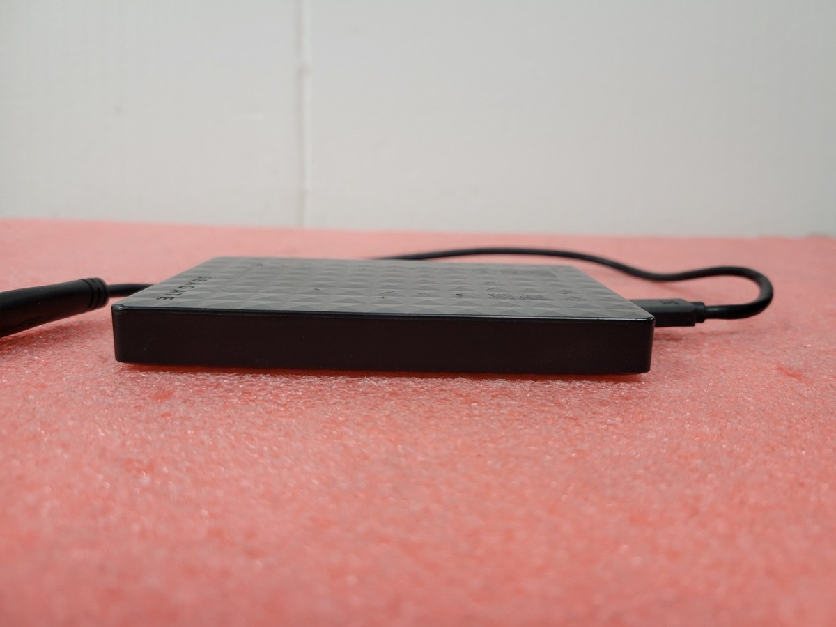 Seagate 2TB Expansion Portable Hard Drive 1TEAP6-500 w/ Cable
