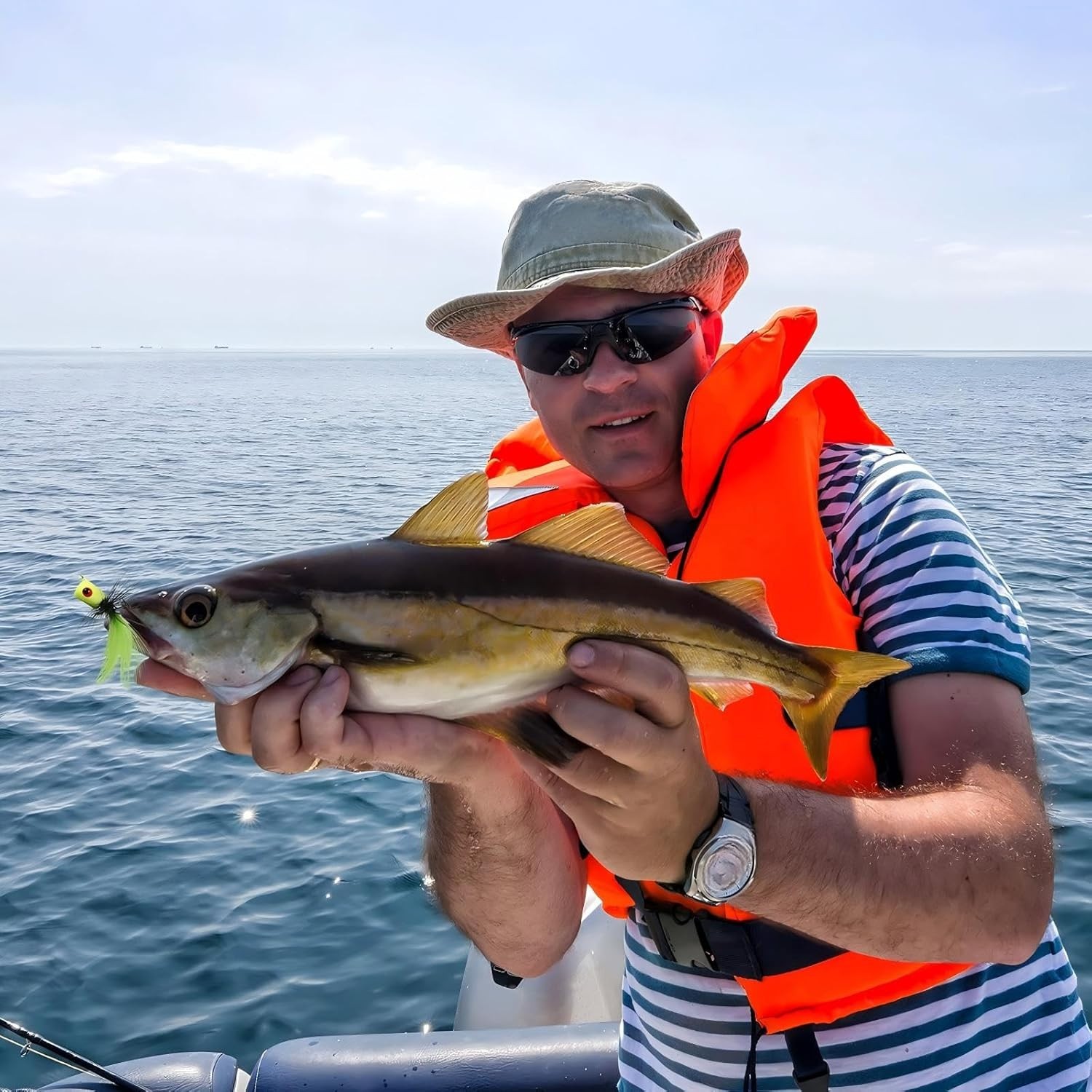 Hand-Tied Fly Fishing Flies - 40 Assorted Poppers for Anglers’ Success - Image 4