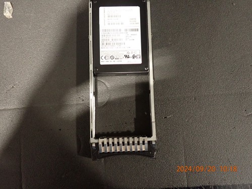 Lecteur flash IBM 01EJ599 3,84 To 12 Go SAS 2,5 pouces 01EJ935 01EJ937 - Photo 2/5