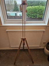 Vintage Windsor & Newton Studio, Wooden Folding Easel. Good Condition, Used.