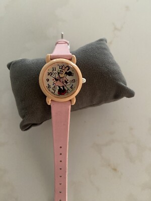Lorus Disney Minnie Pink Watch Pink Lorus Disney Minnie Mouse Watch for Parts & Repair  main image 3
