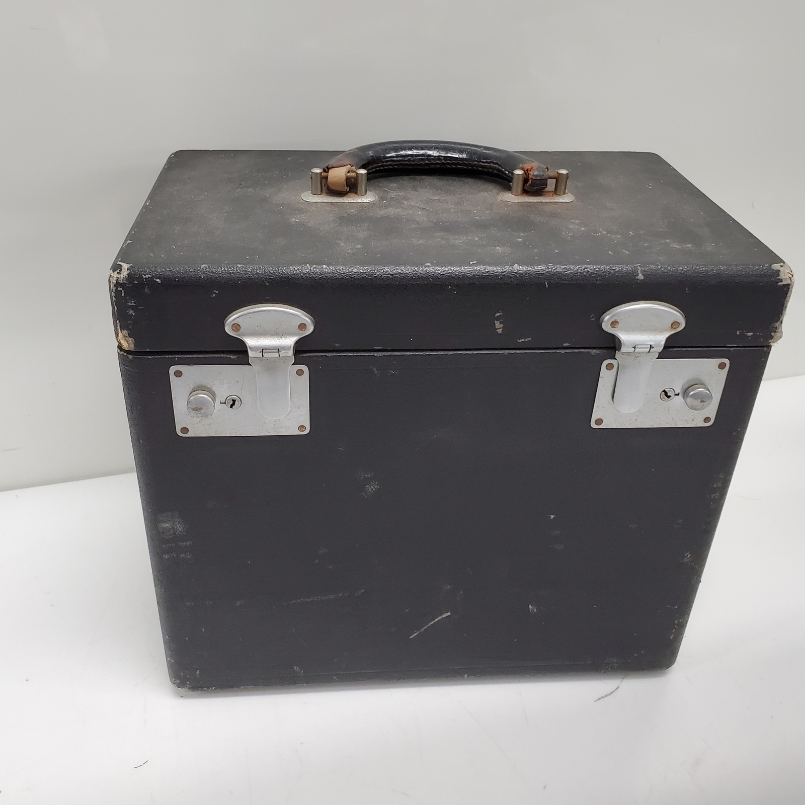 Vintage 1950's Singer Featherweight 221 Series AJ Sewing Machine with