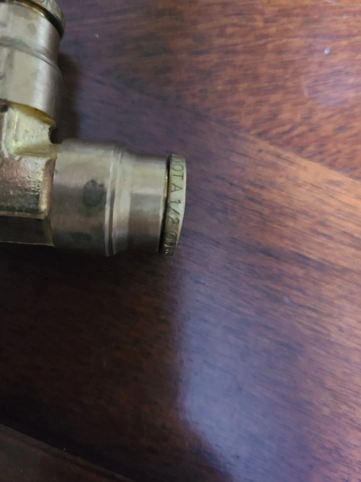   DOT PUSH TO CONNECT BRASS 1/2” TUBE UNION TEE DOT - Image 3 of 4