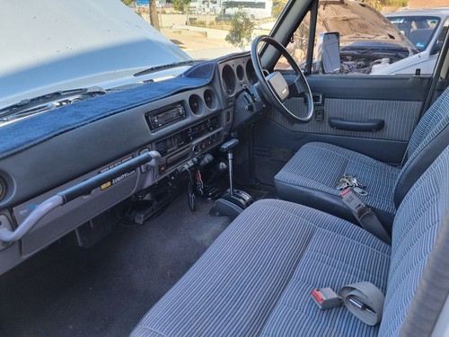 HJ60 TOYOTA LANDCRUISER 60 SERIES EXCELLENT CONDITION 2H AUTO DELUXE - Picture 13 of 23
