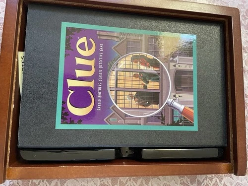 Clue Hasbro - Vintage Game Collection - Wooden Box Bookshelf Edition - Parker