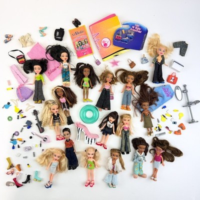 Bratz Lil' Bratz Konvolut Lot Mini Puppen Mädchen Boyz Micro Bratz 17 Puppen MGA