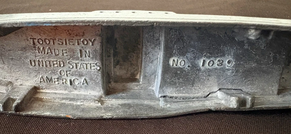 Lote de 2 barcos TootsieToy vintage de metal fundido a presión de la Marina de los Estados Unidos de 5,5" x 1" Foto 3 de 4