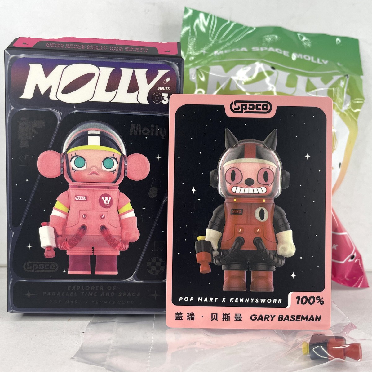 その他 POPMART MOLLY *3 Japan Exclusive】POP MART MEGA SPACE MOLLY 100% SERIES 3
