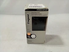 Legrand Pass & Seymour Surface Mount Outlet AL/CU 50A 250V Nema 6-50R 3852CC6