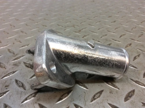 Fit: 91-02 Saturn SC1 SC2 SL1 SL2 SW2 SL Water Coolant Thermostat Housing 85246 - Picture 7 of 9
