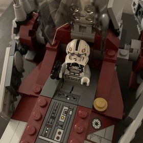 LEGO Star Wars V-Wing Starfighters Sets (7915, 75039)