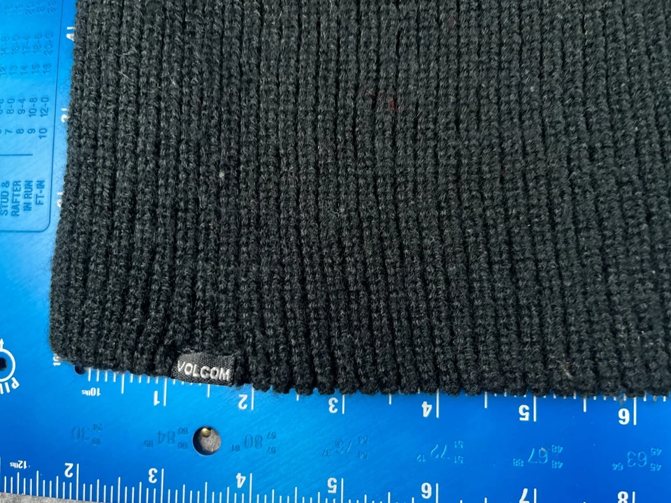 Volcom Beanie Toque Adult One Size Black Knit 100% Polyacrylic Skate Skater - Image 2 of 4