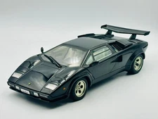 1:18 Lamborghini Countach 5000 S -- Black -- AUTOart Millenium 74533