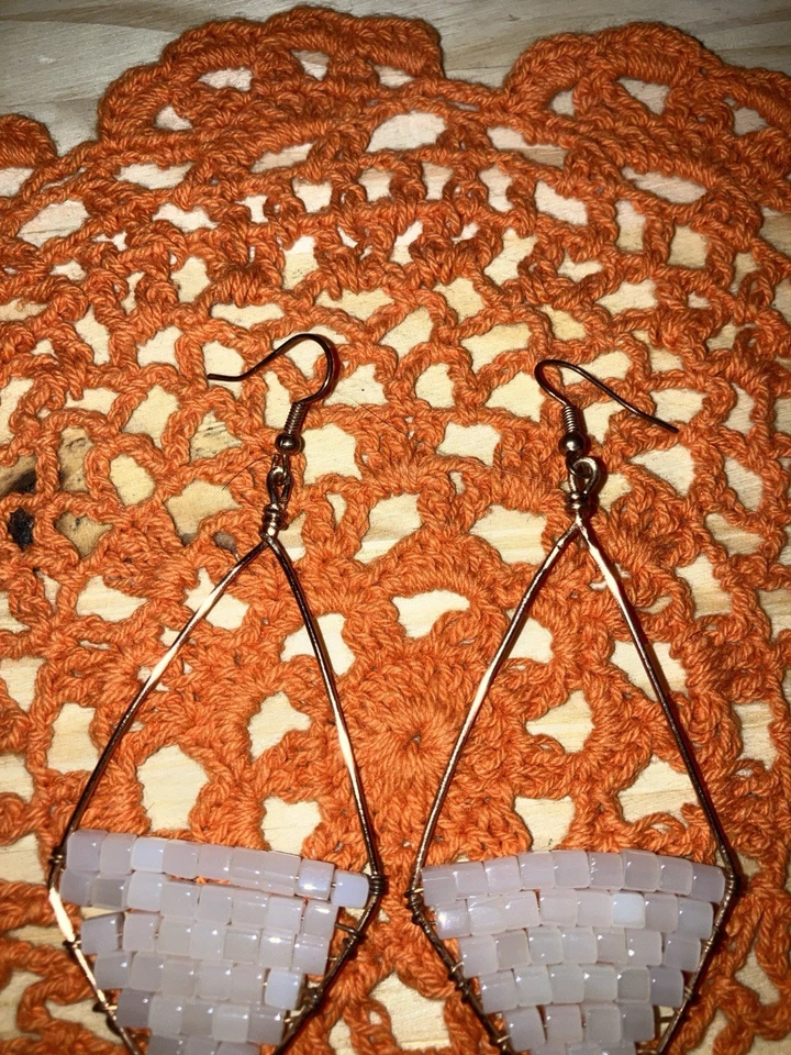 PENDIENTES PERFORADOS ARTESANALES HECHOS A MANO COBRE ARTE TRIÁNGULO GOTA ABULÓN 3,5” Foto 3 de 4