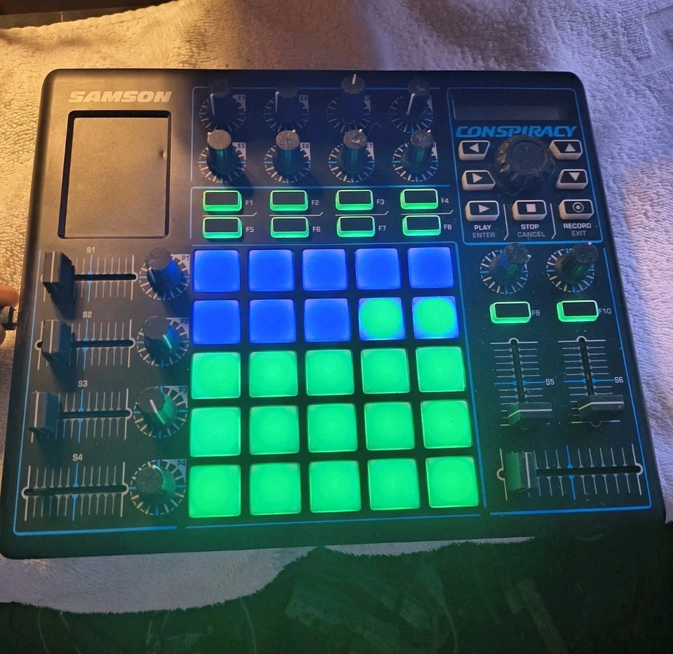 Samson Conspiracy Controller - Image 2 of 4