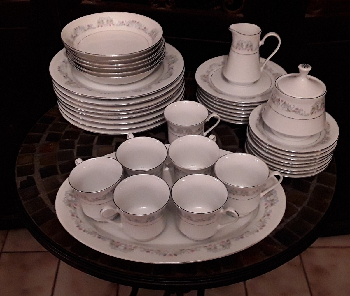 ヴィンテージ　SWALLOW ファインチャイナ 皿 6枚セット Vtg Crown Ming Fine China 1112 Windsor Jian Shiang 40 Piece Set