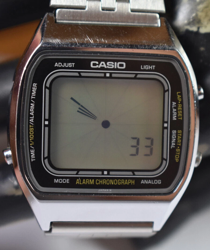 でおすすめアイテム。 CASIO 別ブレス付 ブルーサンダーの腕時計の国内