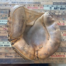 VTG Wilson Catchers Mitt 50sBaseball Glove Hal Smith Twin Action Pliable Leather