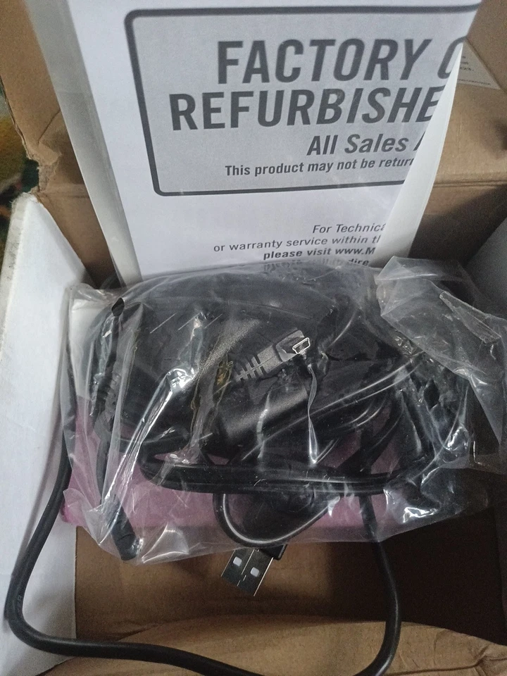 Magellan Roadmate 5635T-LM GPS Navigation Unit, Black 3D Landmarks NIB - Image 3 of 3