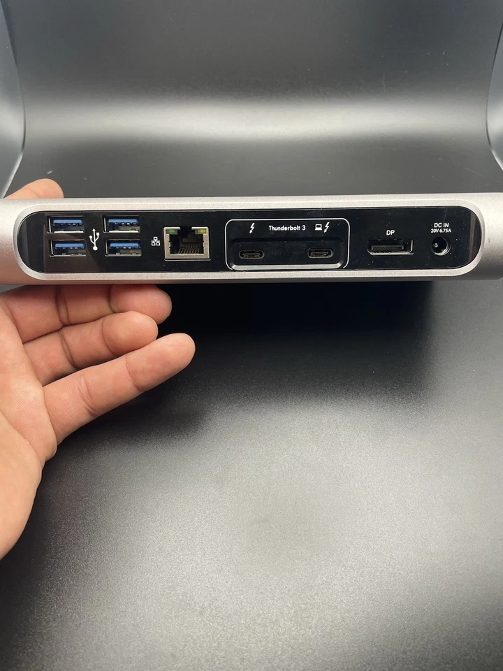 Estación de Acoplamiento Enchufable Thunderbolt 3 con Carga Host 60w Gris - TBT3-UDV Foto 2 de 3