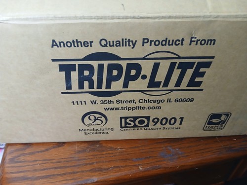 Tripp Lite 32 USB Charging Station - Picture 3 of 3